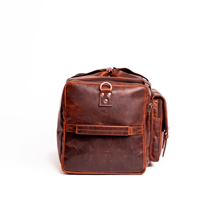 Wyoming Jack Frontier Leather Duffle Bag with sturdy handles and spacious main compartment, crafted from premium leather.