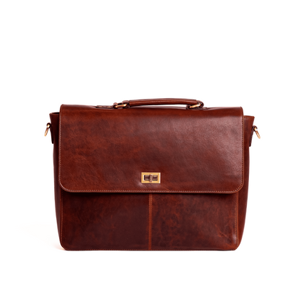 Wyoming Jack Frontier leather messenger bag for professionals, featuring a sleek design with adjustable strap and front flap closure.